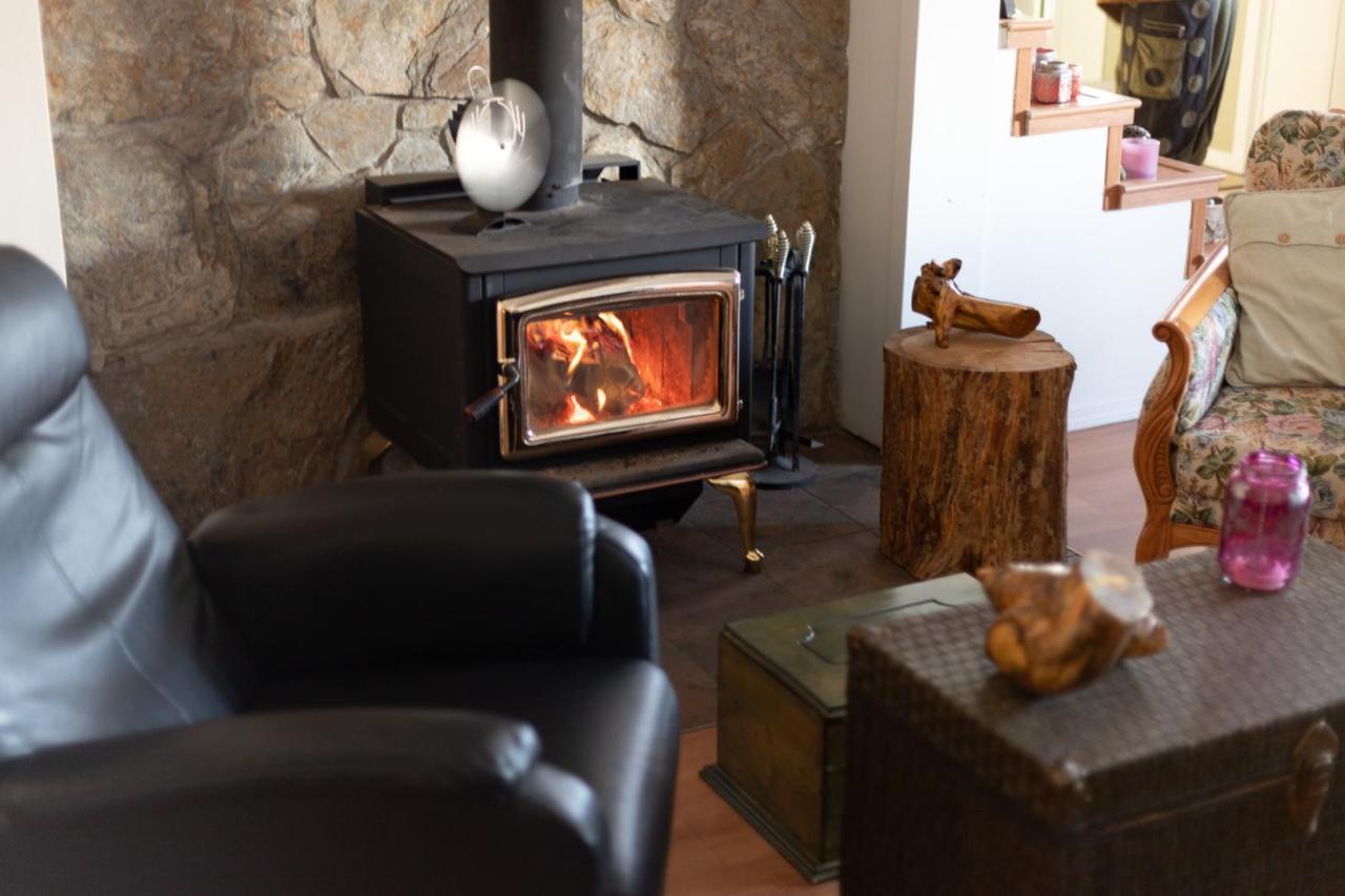 Rose Cottage Bed & Breakfast Valemount Exterior foto